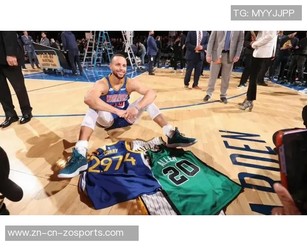 库里单场9个三分球再创纪录利拉德紧随其后克莱排名第三 库里单场9个三分球再创纪录利拉德紧随其后克莱排名第三