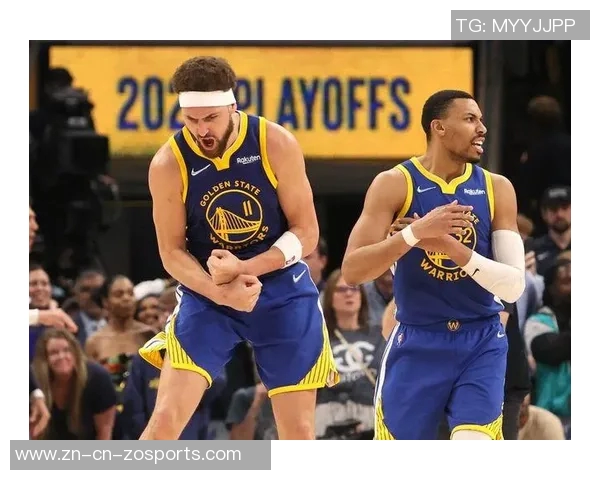 萨尔故意推倒克洛尼并撞击CJ裁判升级判罚为恶意犯规引发热议 萨尔故意推倒克洛尼并撞击CJ裁判升级判罚为恶意犯规引发热议